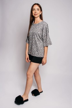 Комплект женский (футболка+шорты) 4357 - темно-серый анималистичный (Нл)