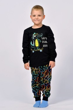 Пижама для мальчика 92209 - черный-цветные буквы (Нл)